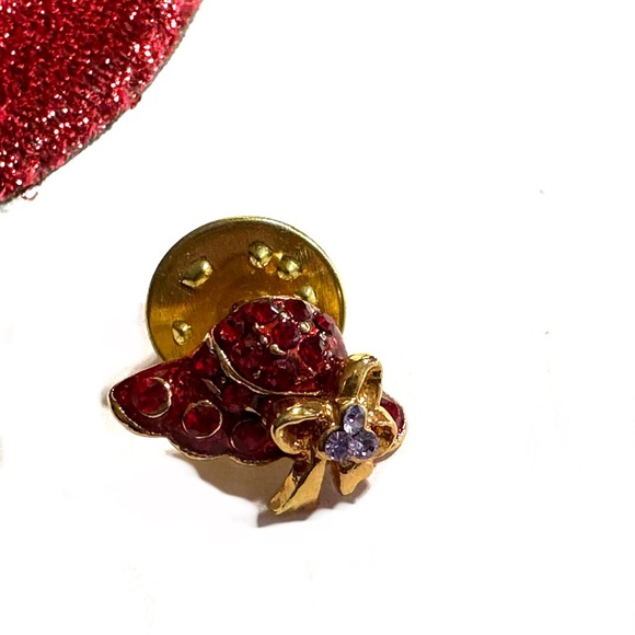 H’Attitude Austrian Crystal Angel Hat Pin Red Lapel Pin Sparkly Hat Clip - Picture 3 of 5